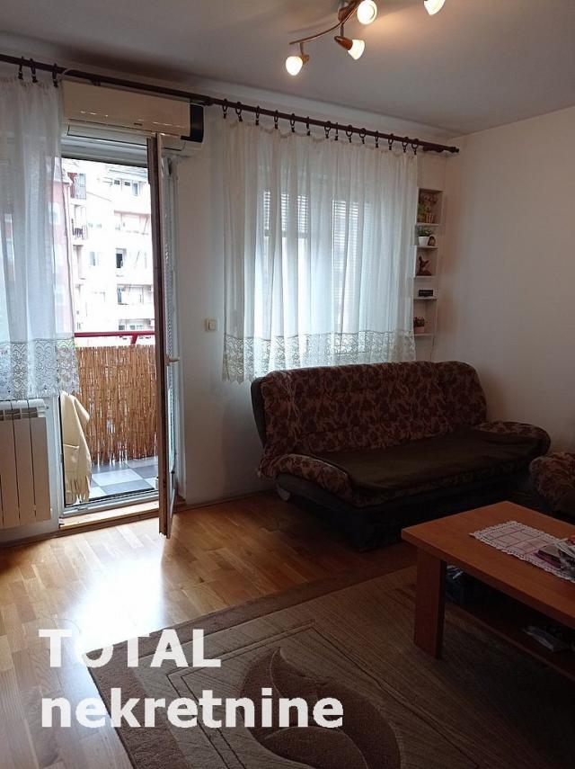 3. 5 Troiposoban stan NOVI SAD, 179530€