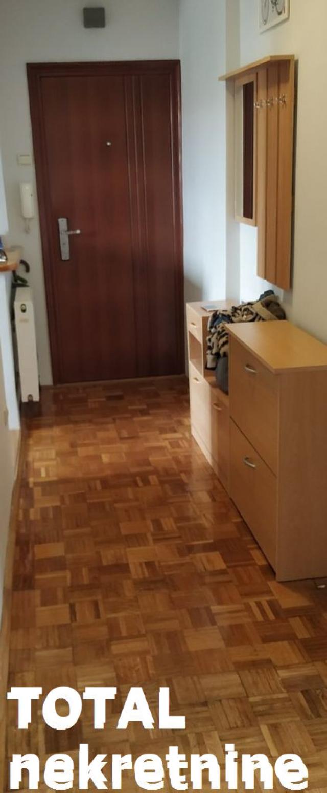 2 Dvosoban stan NOVI SAD, 113300€