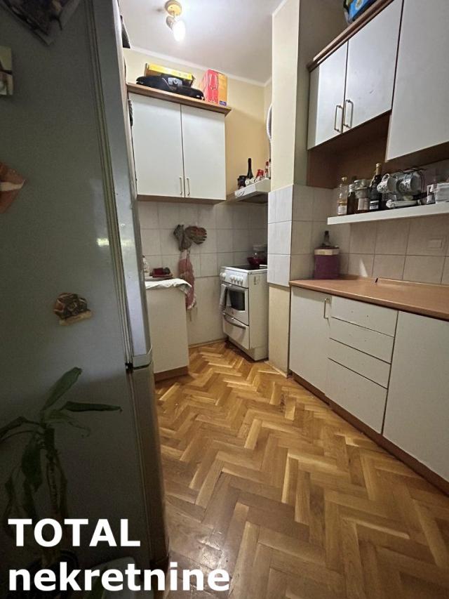 2 Dvosoban stan NOVI SAD, 103000€