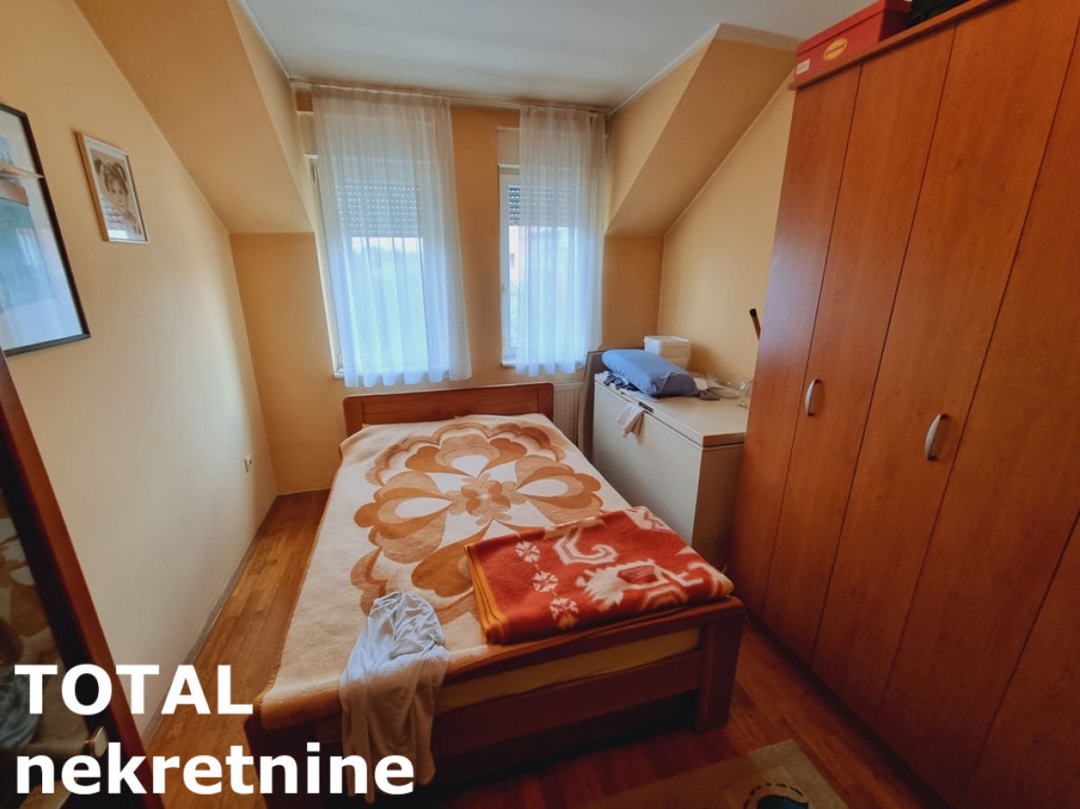 4 Četvorosoban stan NOVI SAD, 231240€