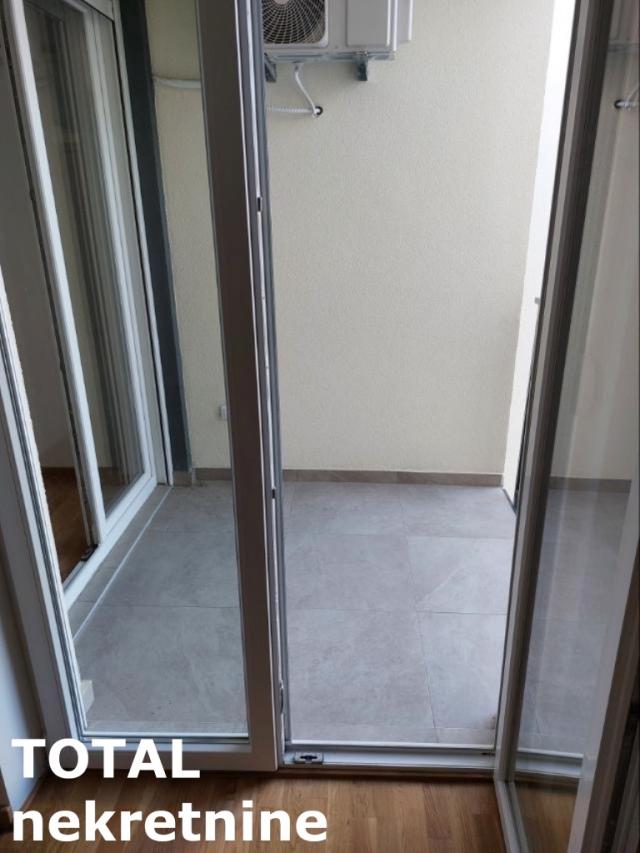 2 Dvosoban stan NOVI SAD, 113300€