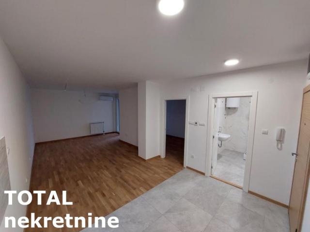 2 Dvosoban stan NOVI SAD, 113300€