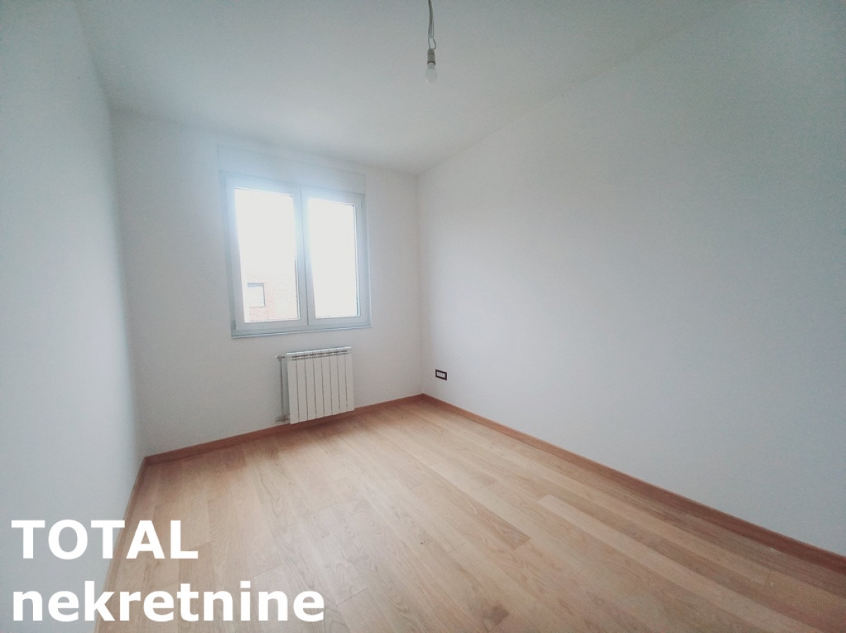 3 Trosoban stan NOVI SAD, 239780€