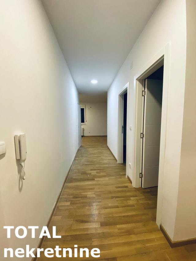 2. 5 Dvoiposoban stan NOVI SAD, 145850€