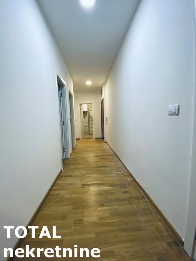 2. 5 Dvoiposoban stan NOVI SAD, 145850€