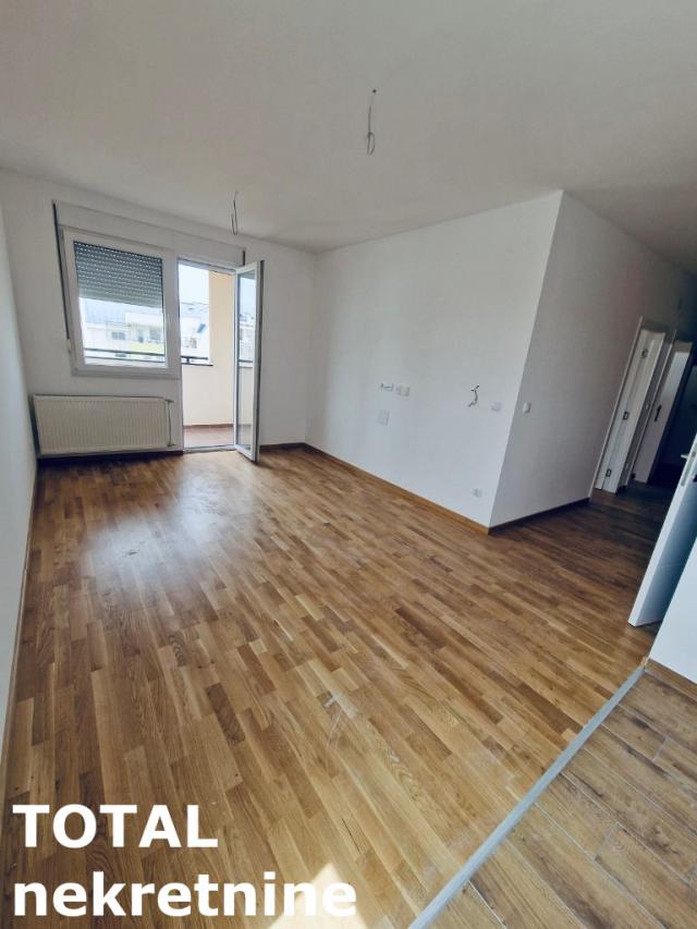 2. 5 Dvoiposoban stan NOVI SAD, 145850€