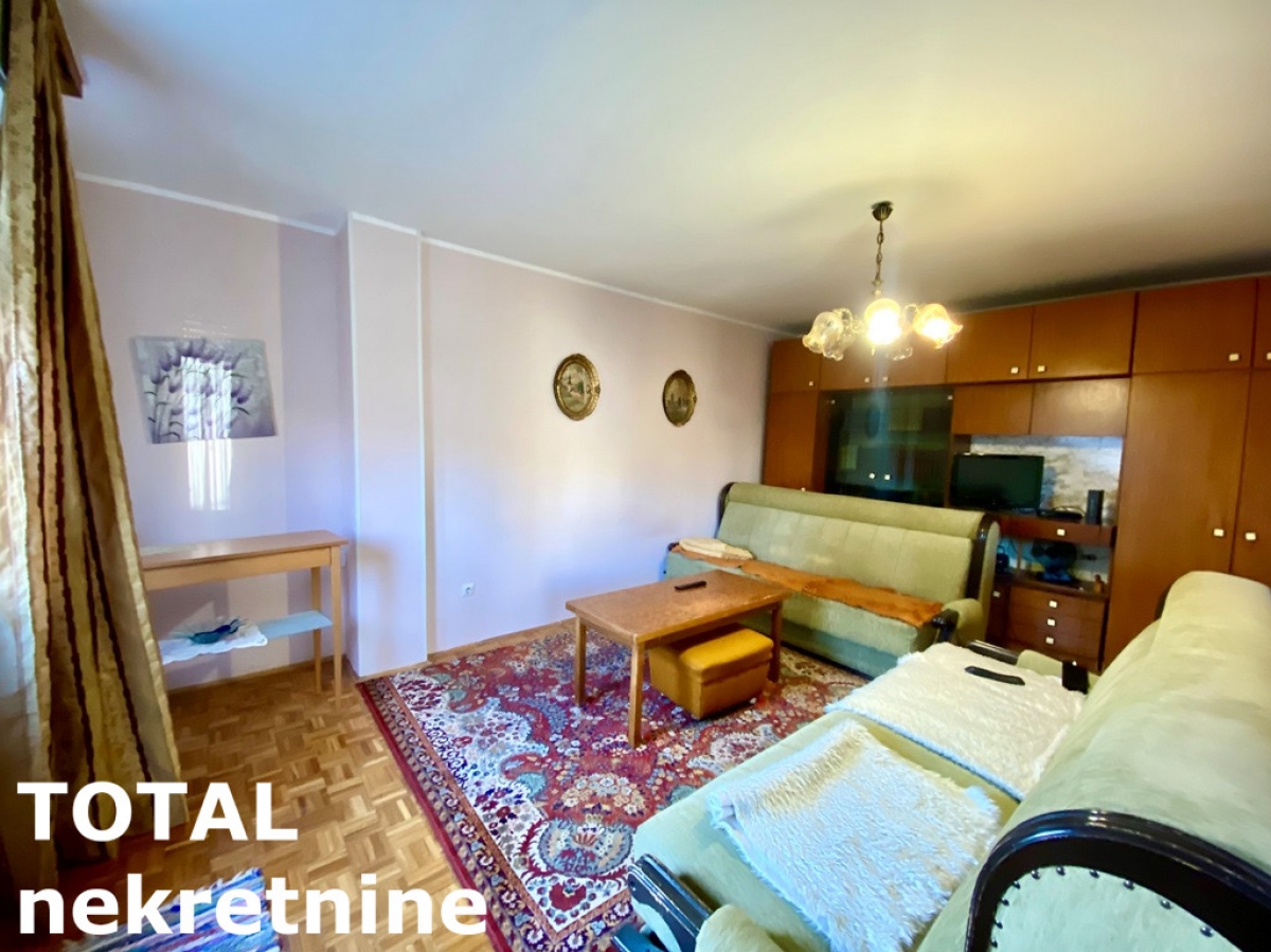 3 Trosoban stan NOVI SAD, 175100€