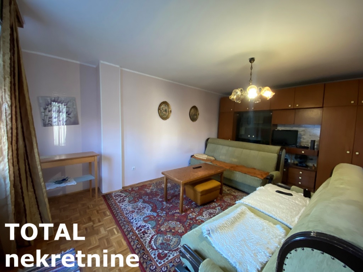 3 Trosoban stan NOVI SAD, 175100€