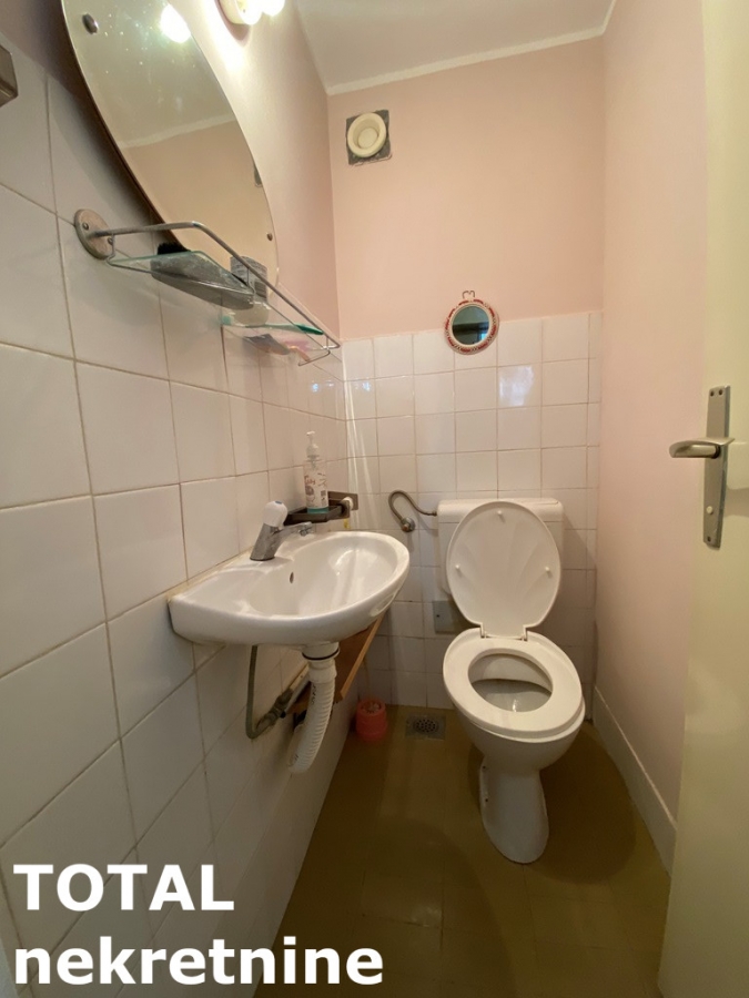 3 Trosoban stan NOVI SAD, 175100€