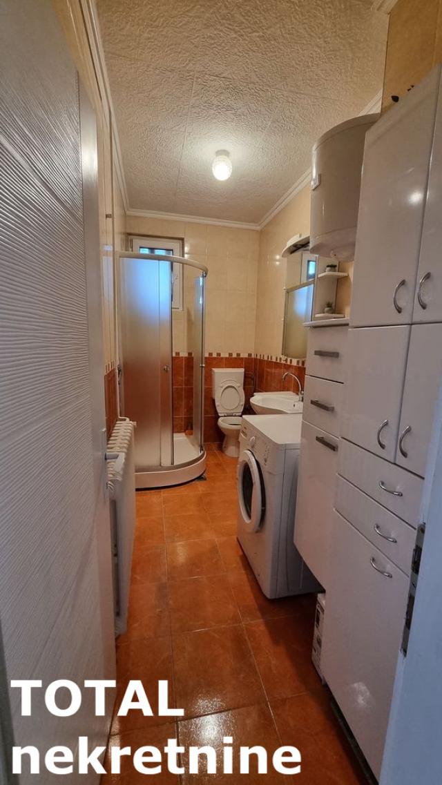 2. 5 Dvoiposoban stan NOVI SAD, 126690€