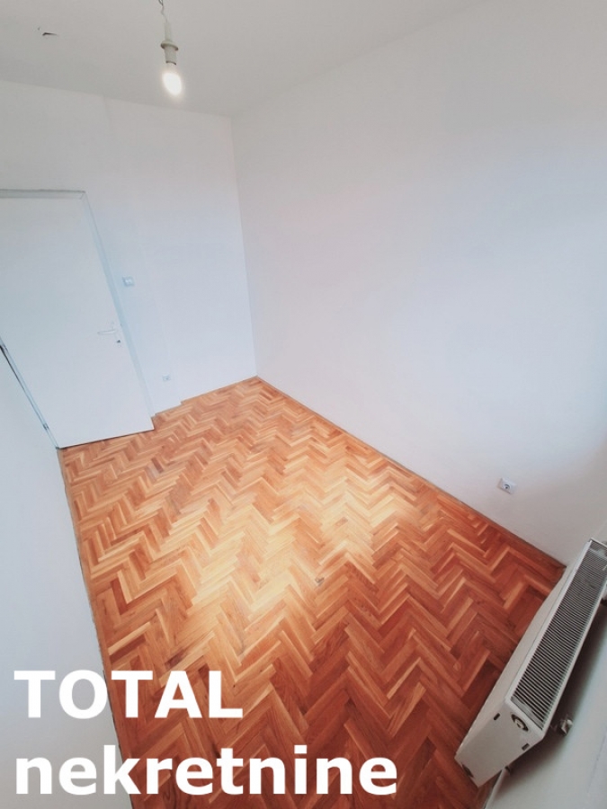 3. 5 Troiposoban stan NOVI SAD, 155000€