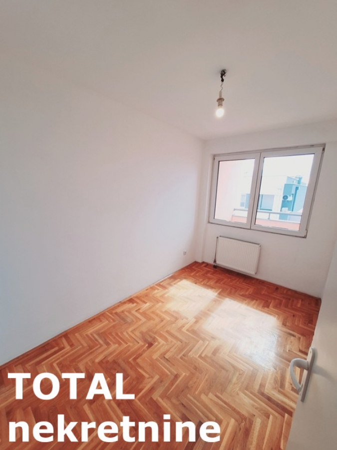 3. 5 Troiposoban stan NOVI SAD, 155000€