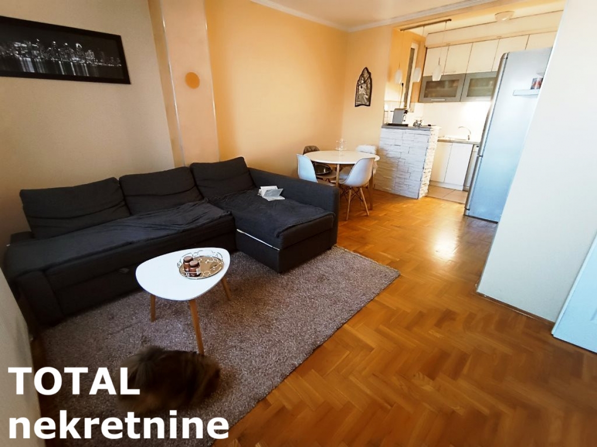 2 Dvosoban stan NOVI SAD, 119000€