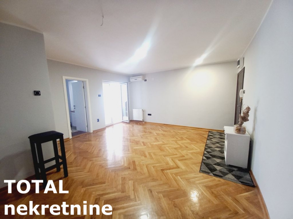 2 Dvosoban stan NOVI SAD, 172990€