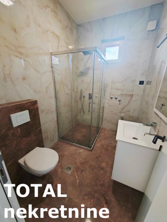 3. 5 Troiposoban stan NOVI SAD, 160880€