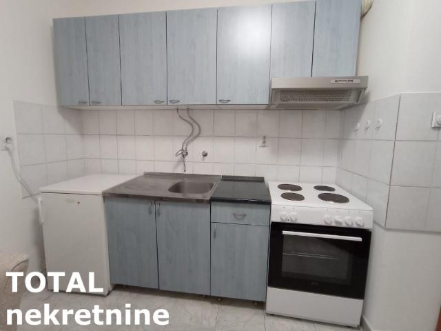 1 Jednosoban stan NOVI SAD, 113300€