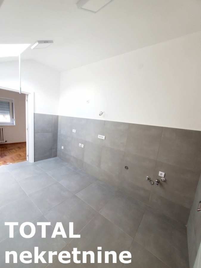 3. 5 Troiposoban stan NOVI SAD, 218360€