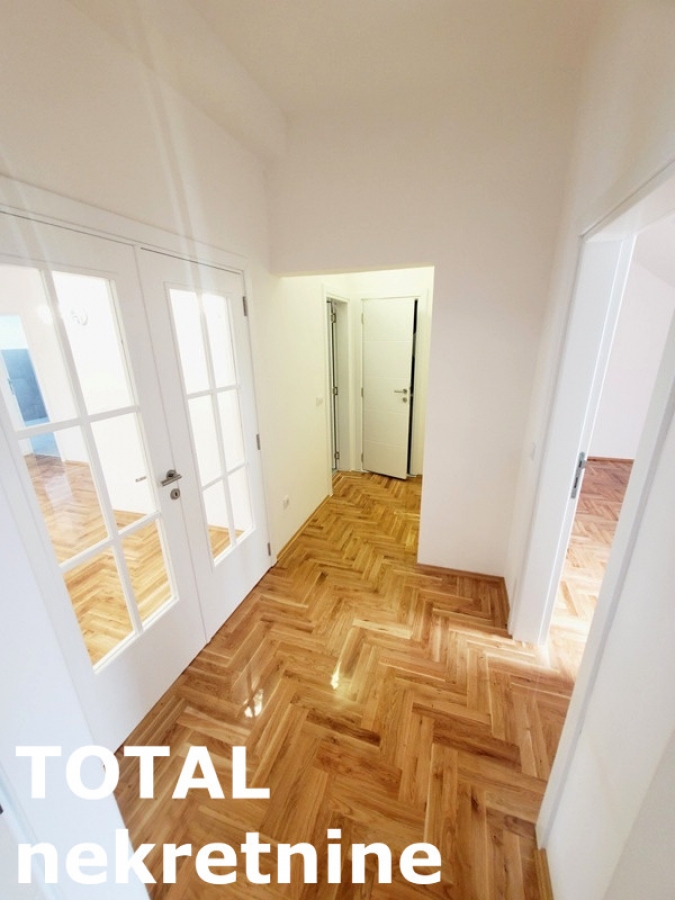 3. 5 Troiposoban stan NOVI SAD, 218360€