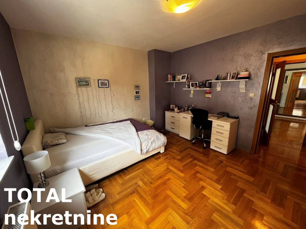 4. 5 Četvoroiposoban stan NOVI SAD, 248750€