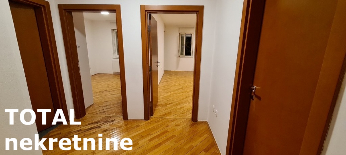 2 Dvosoban stan NOVI SAD, 130300€