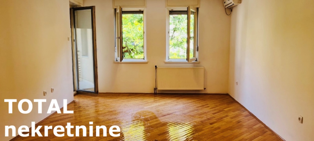 2 Dvosoban stan NOVI SAD, 130300€