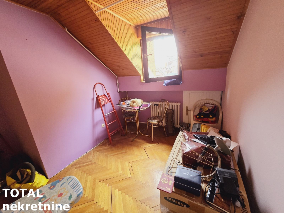 6 Šestosoban stan NOVI SAD, 345050€