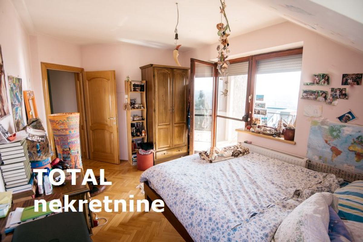 KUćA PETROVARADIN, 370800€