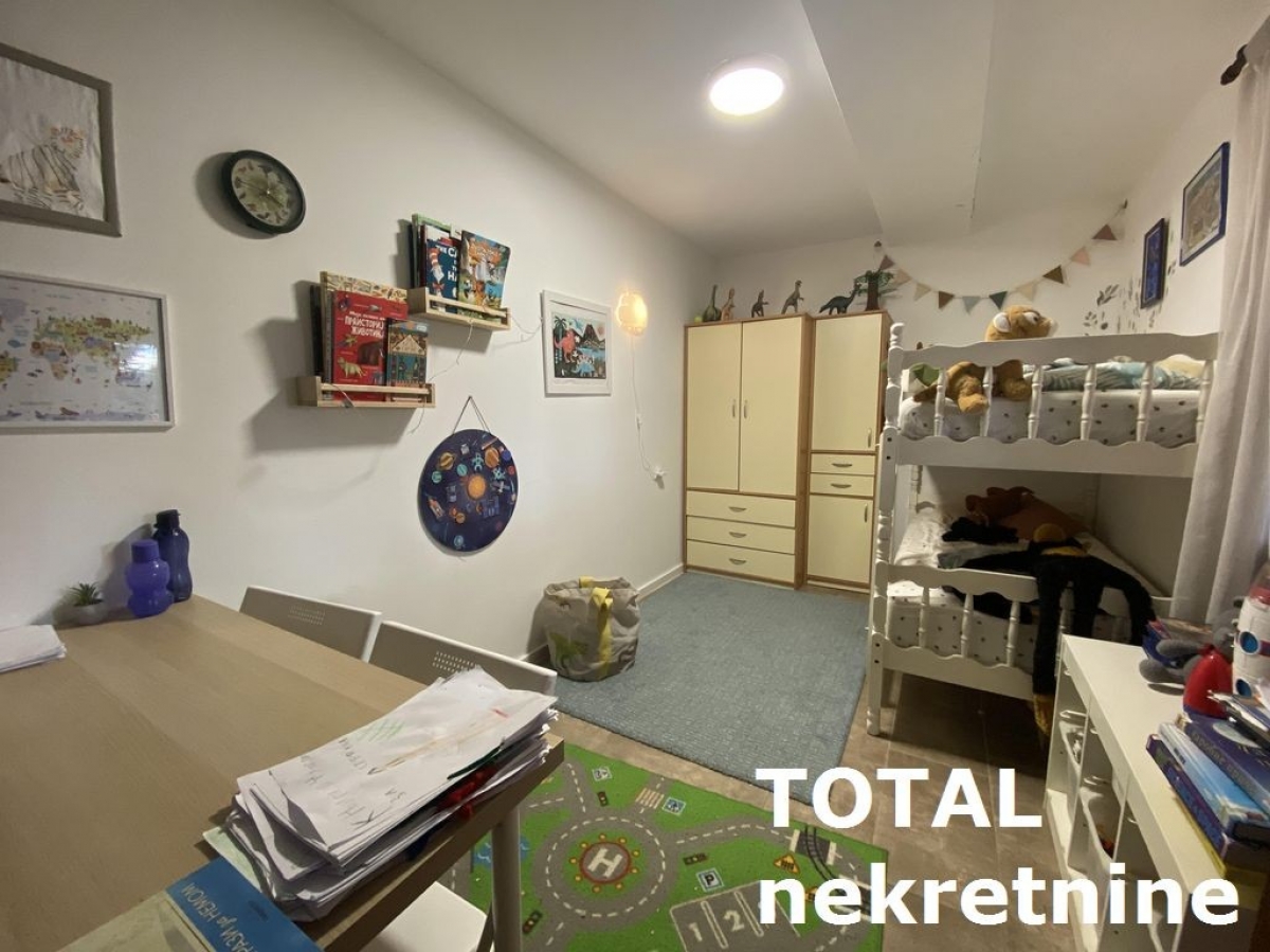 KUćA SREMSKA KAMENICA, 535600€