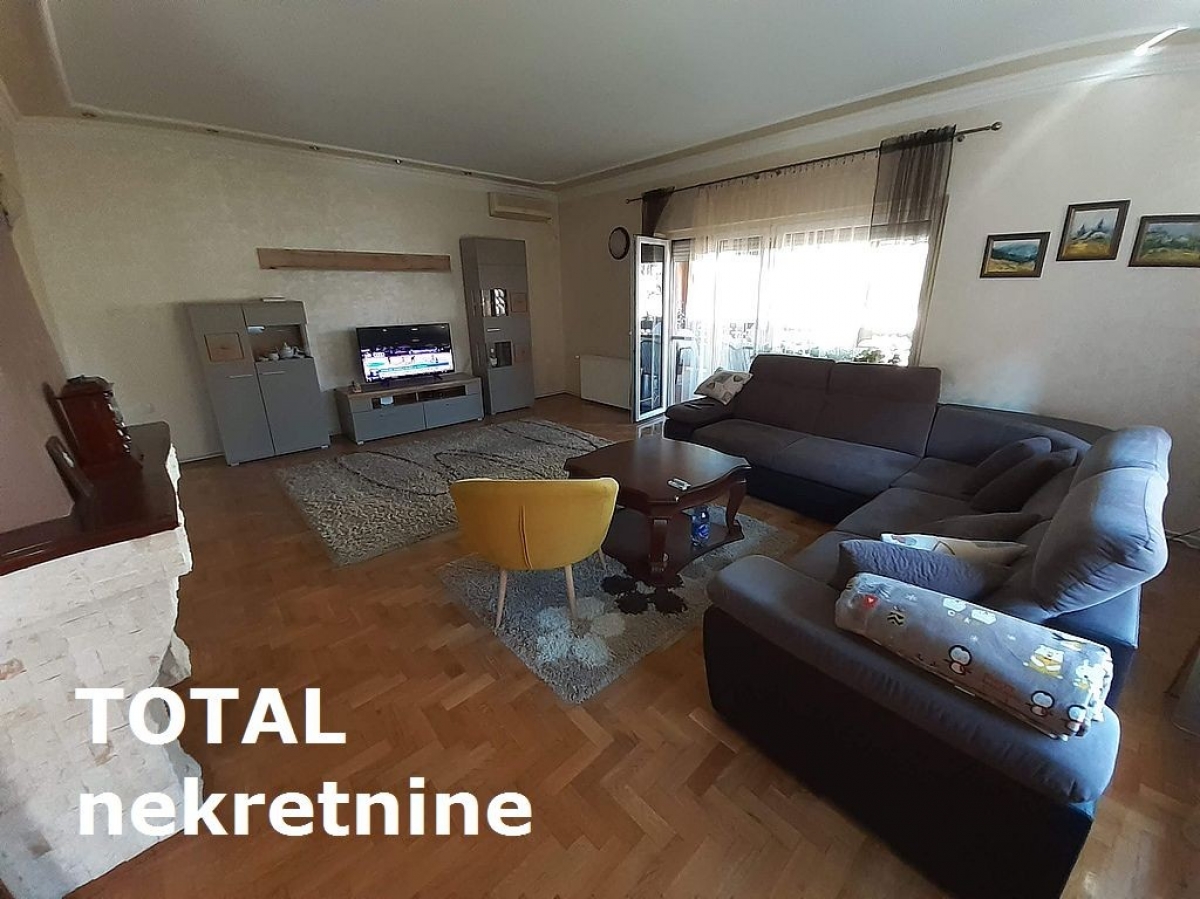 KUćA VETERNIK, 329600€