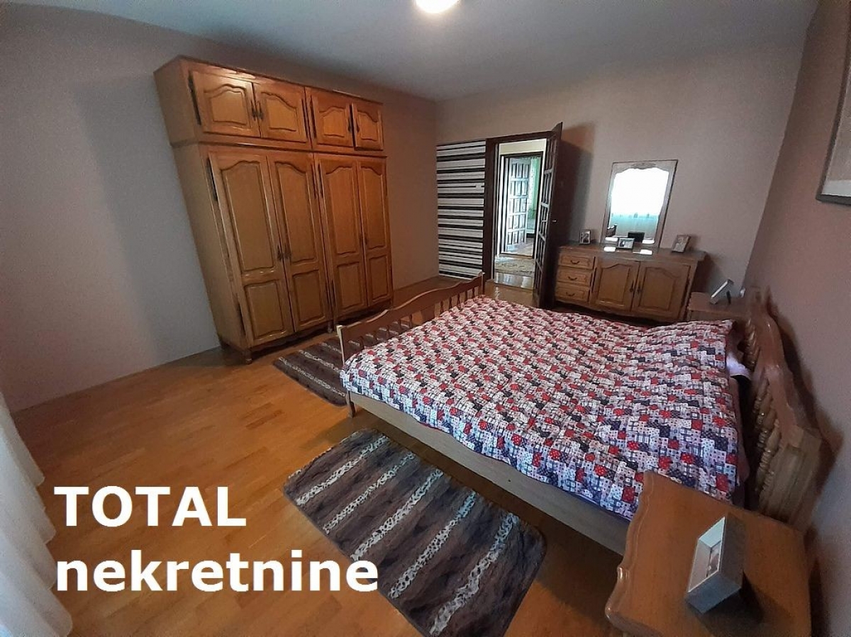 KUćA VETERNIK, 329600€