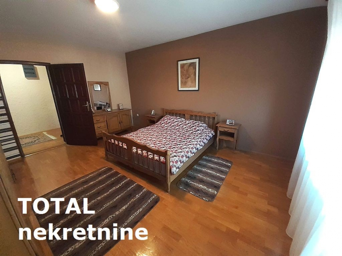 KUćA VETERNIK, 329600€