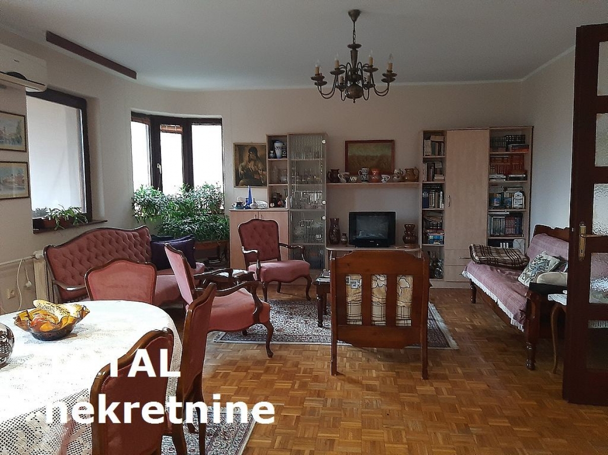 KUćA NOVI SAD, 412000€