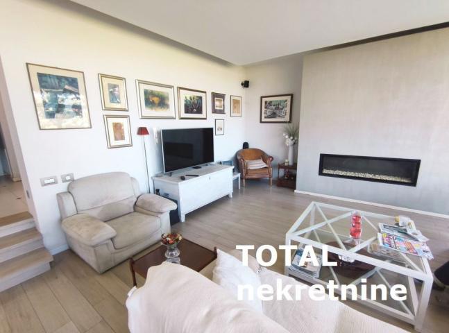 KUćA PETROVARADIN, 695000€