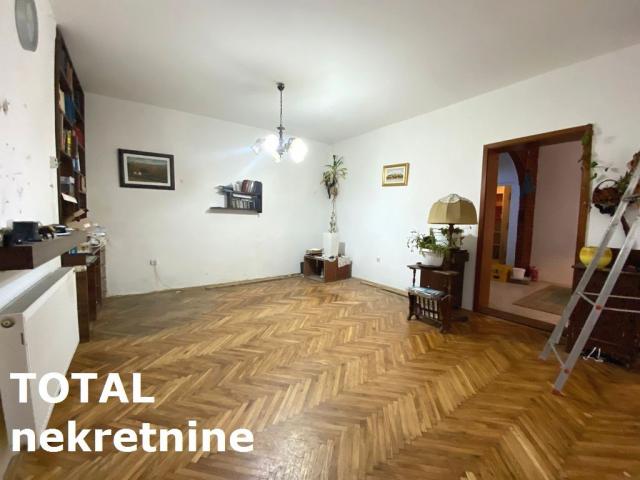 KUćA SREMSKA KAMENICA, 247200€