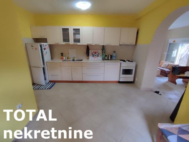 KUćA NOVI SAD, 85490€