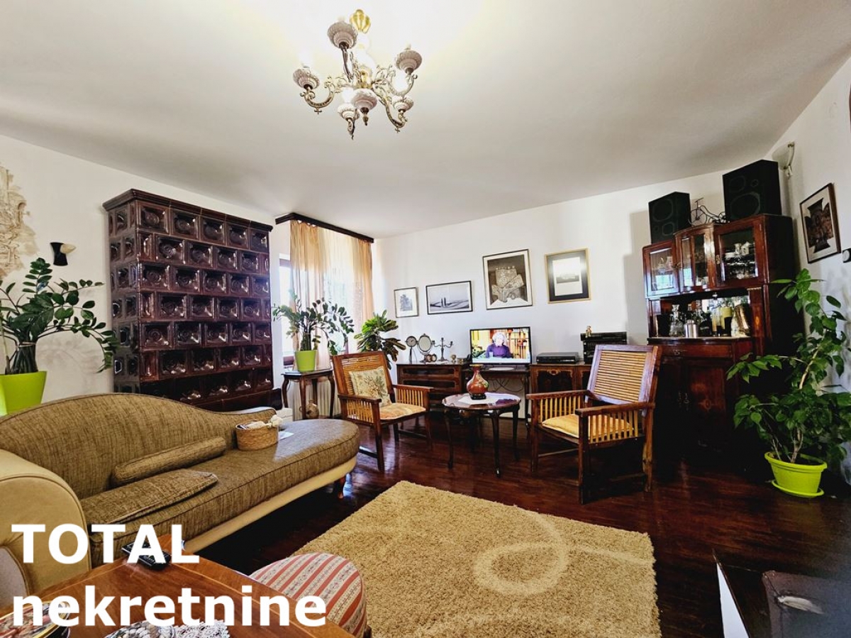 KUćA PETROVARADIN, 299000€