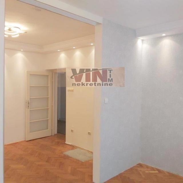 VOZDOVAC VOJVODE STEPE 75m2 , 176000e