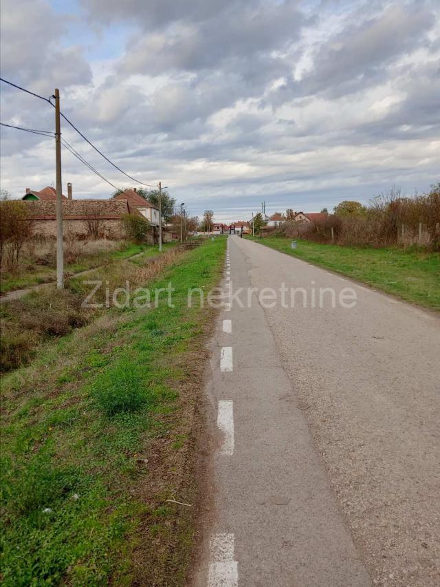 Petrovčić, odličan plac 11a, dozvoljena gradnja