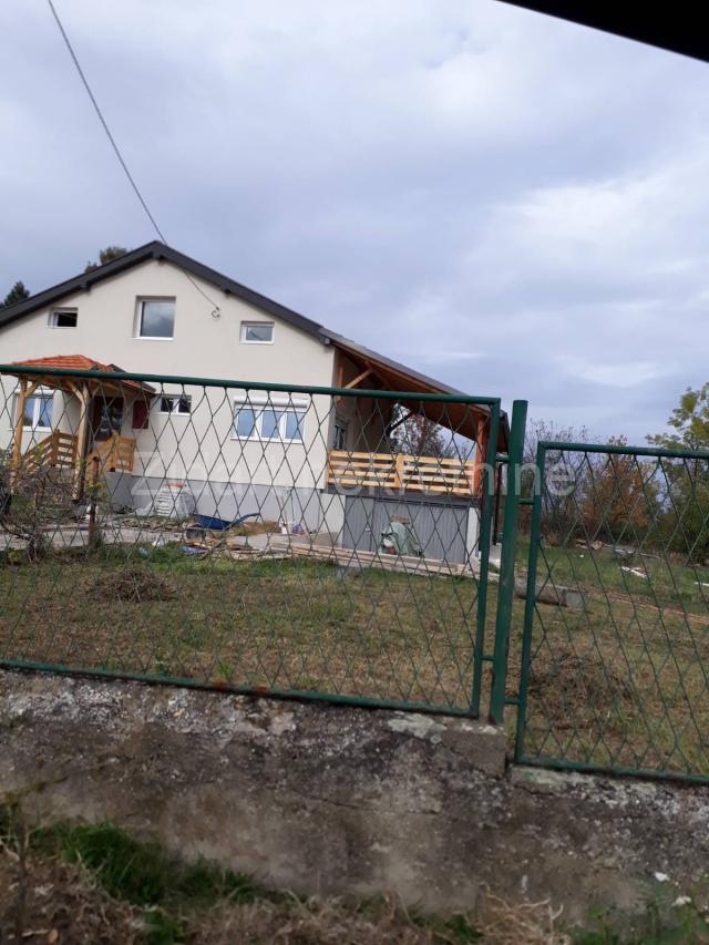 Kosmaj, Popovići, 12 Ari, 130m2, nova kuća