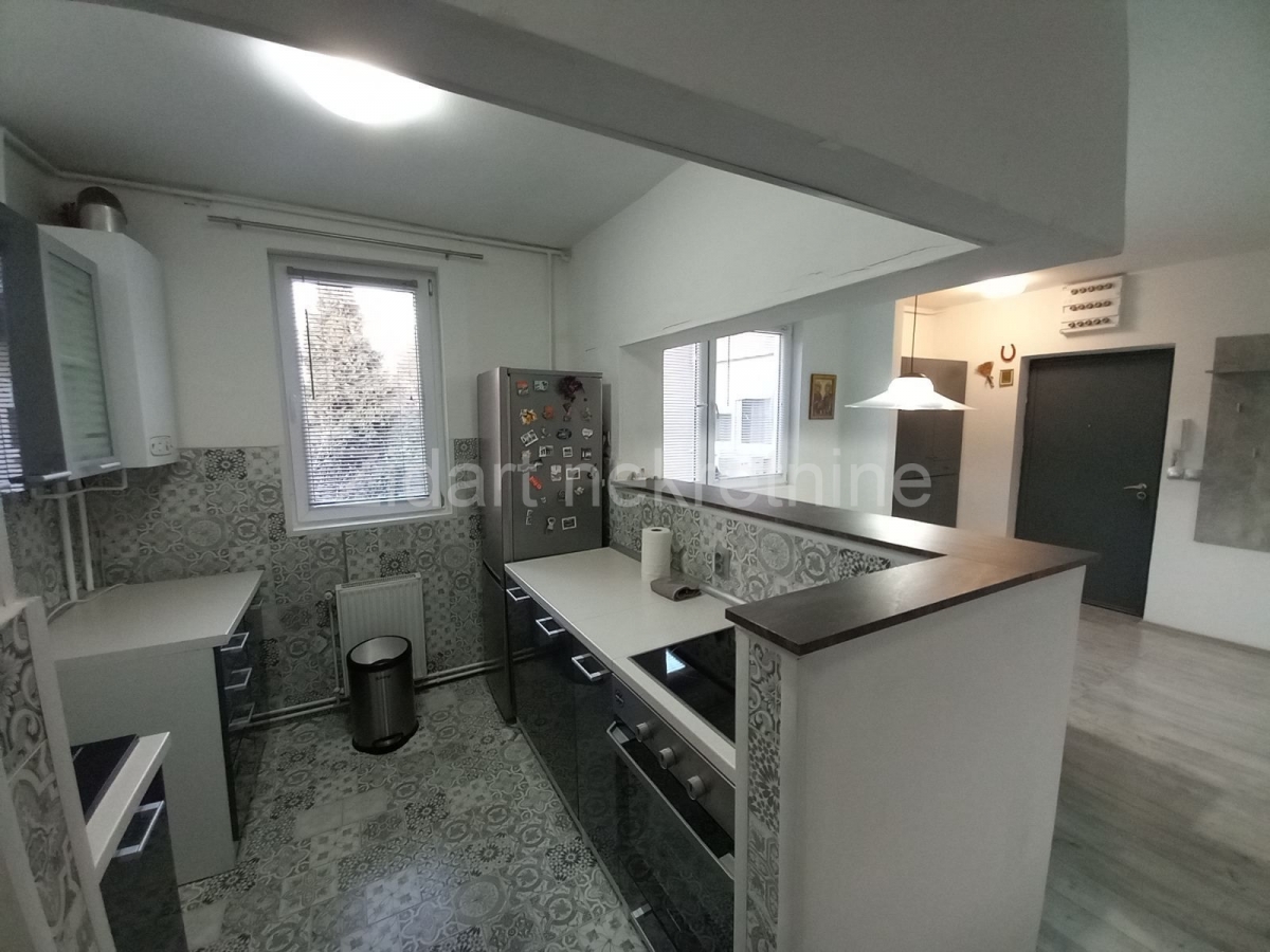 Labudovo brdo, Generala Zgonjanina, 78m2, kompletno renoviran