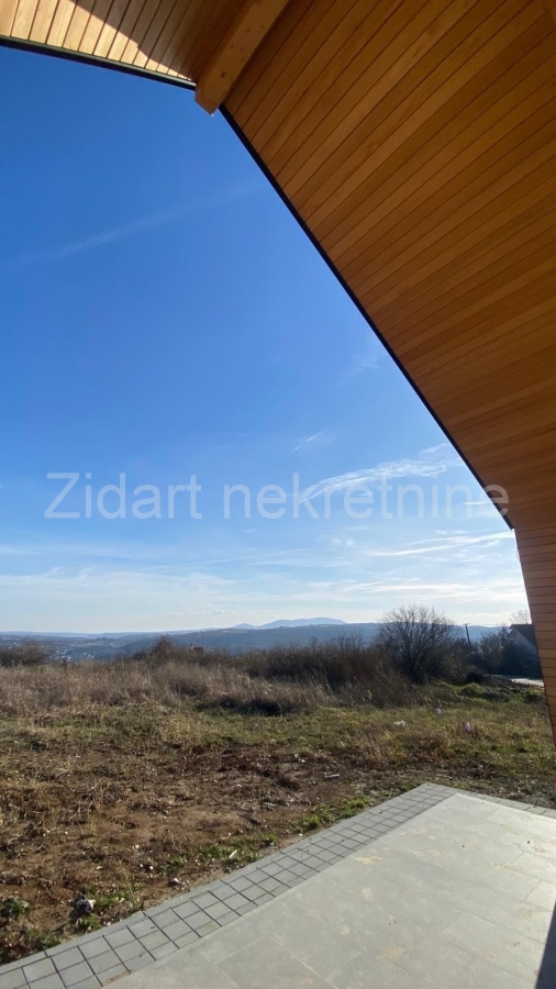 Avala, Trešnja, kuća 90m2