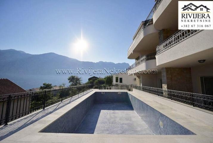 Luxury apartments in a newly built building in Prcanj Kotor