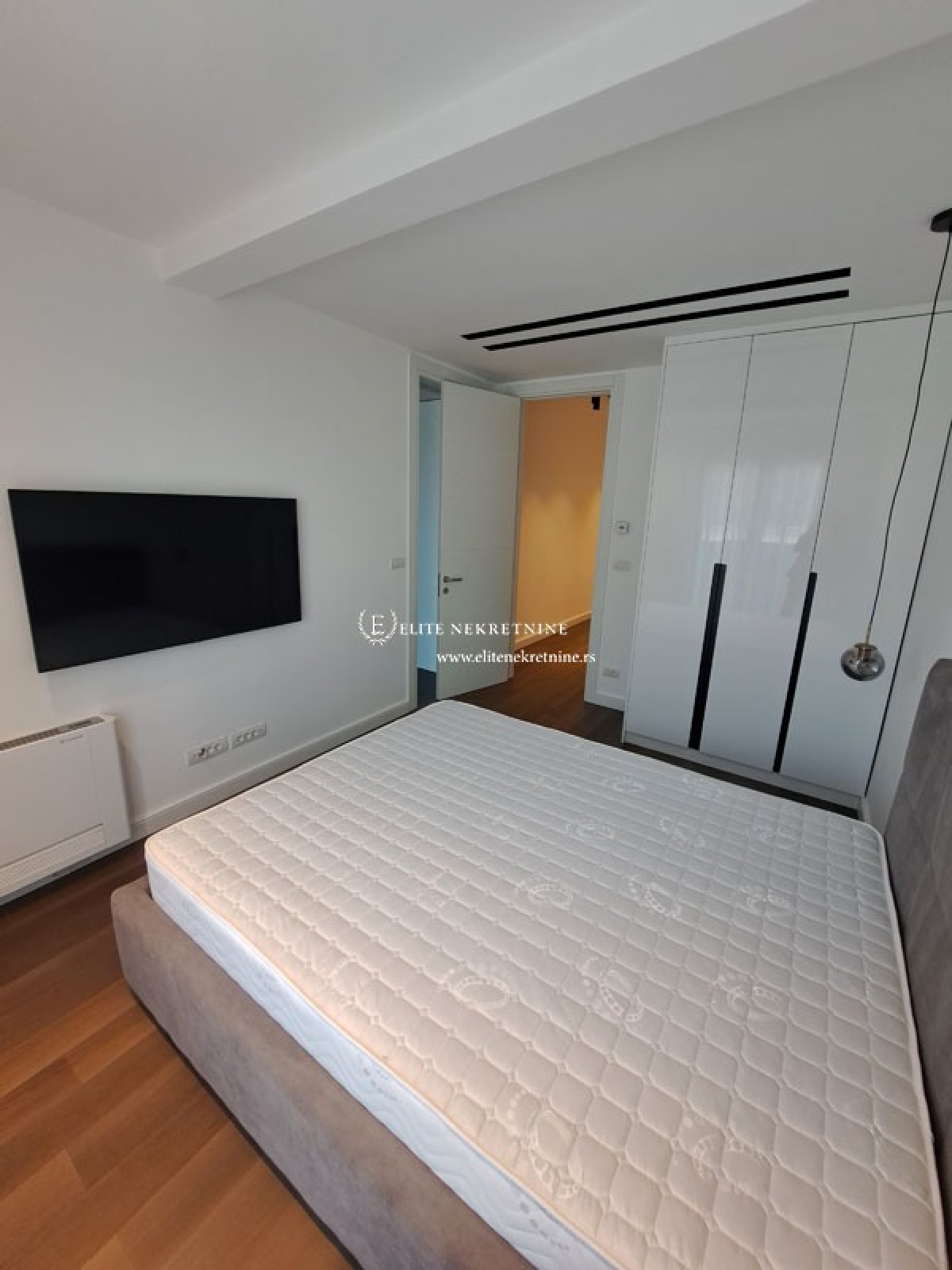 Luksuzan Penthouse  sa pogledom Hram, Vracar