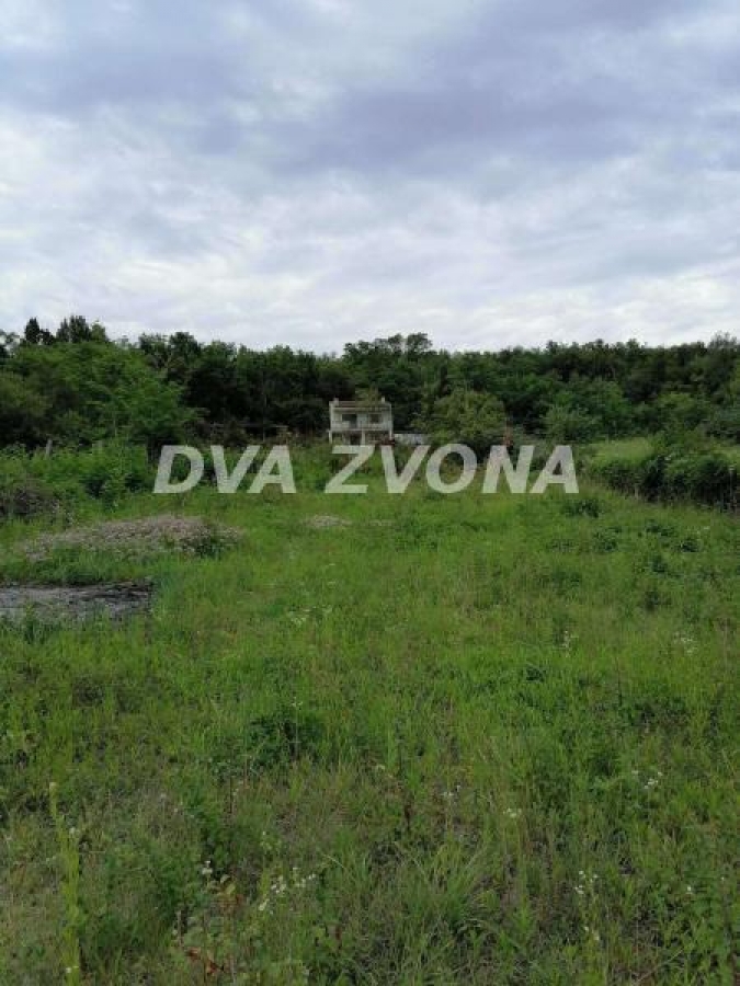 BANSTOL, VEOMA ATRAKTIVNA PARCELA OD 4. 200 m2