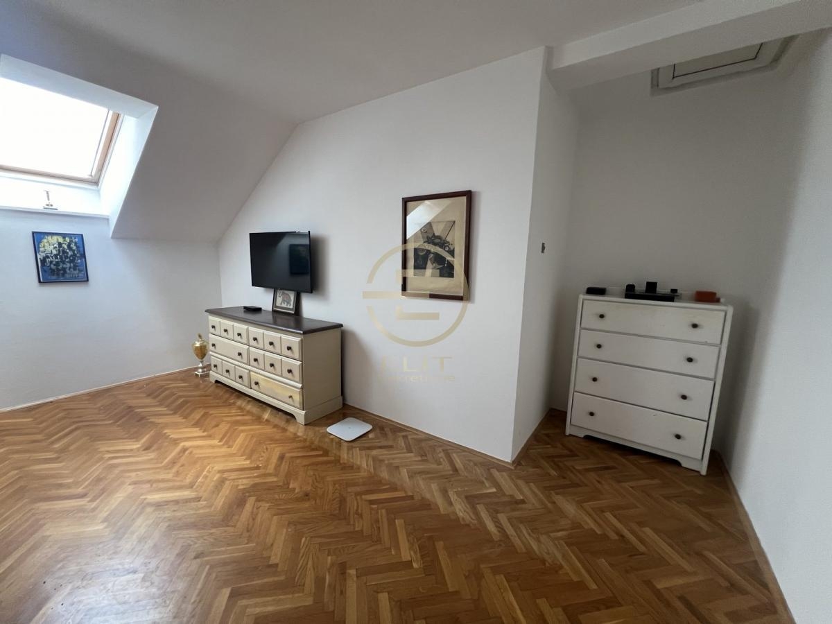 Četvorosoban Duplex 96m2 + 10m2 terasa, Povoljno!