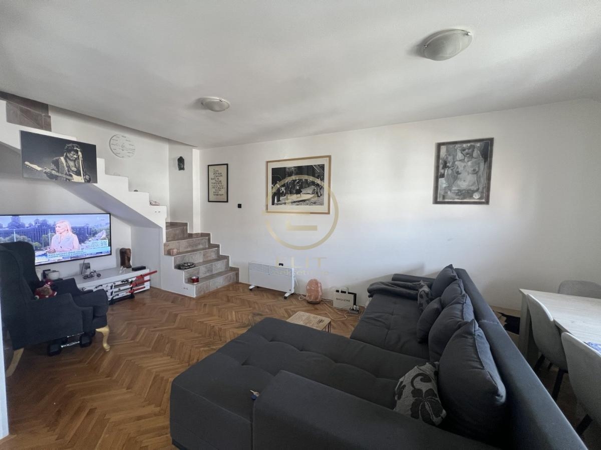 Četvorosoban Duplex 96m2 + 10m2 terasa, Povoljno!