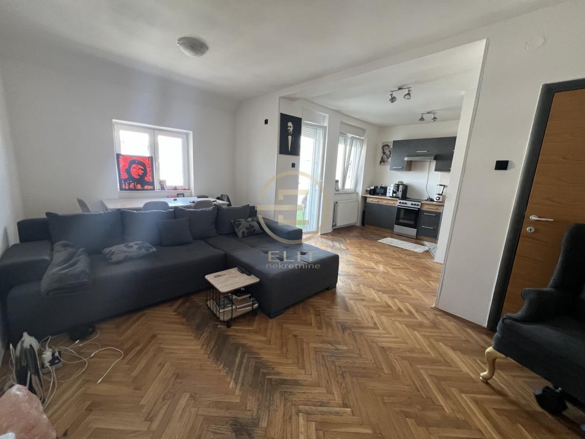 Četvorosoban Duplex 96m2 + 10m2 terasa, Povoljno!