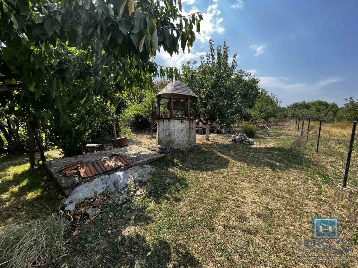 Ground floor cottage with a large plot