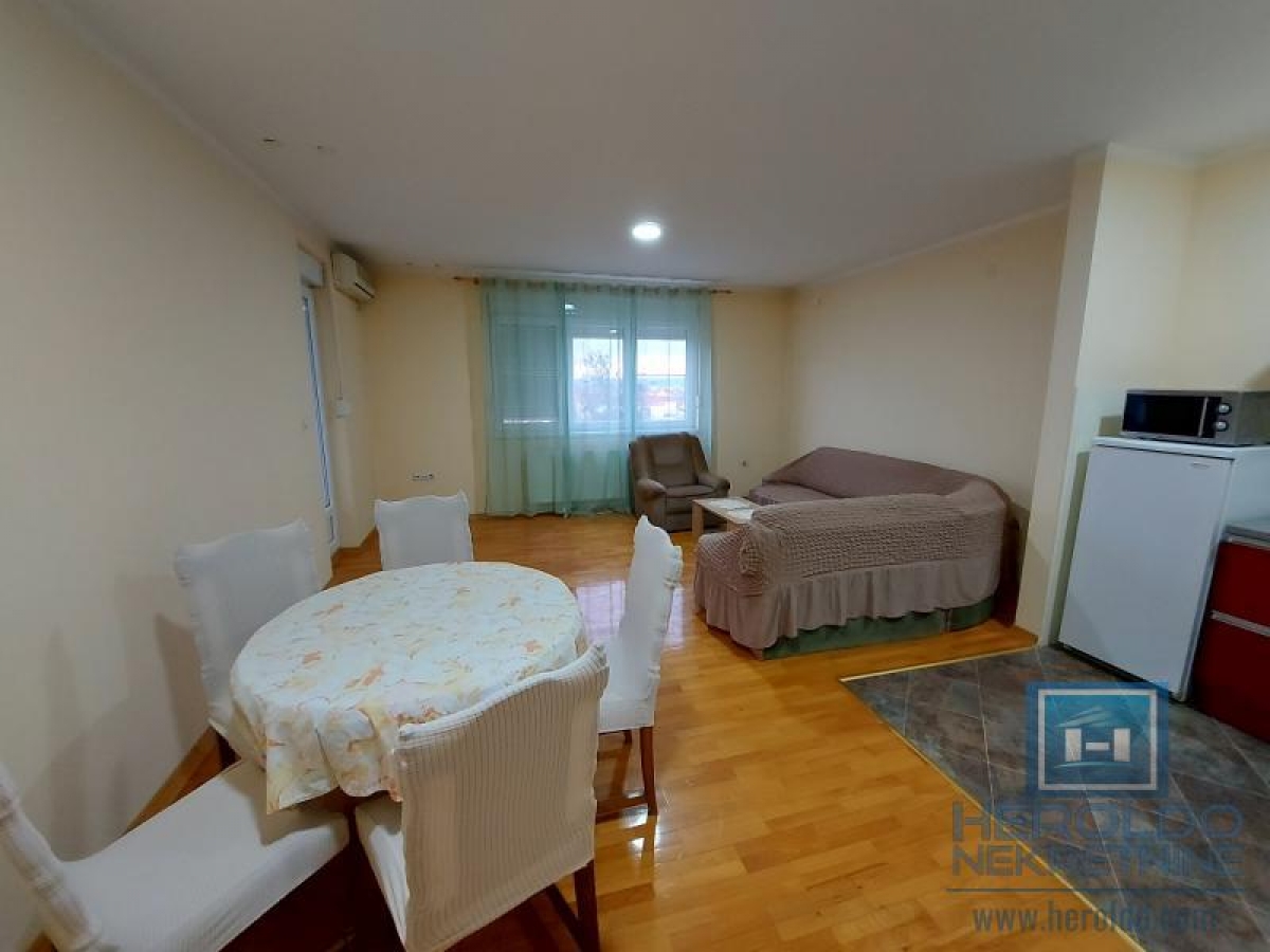 Move-in two-room apartment, Vašarište