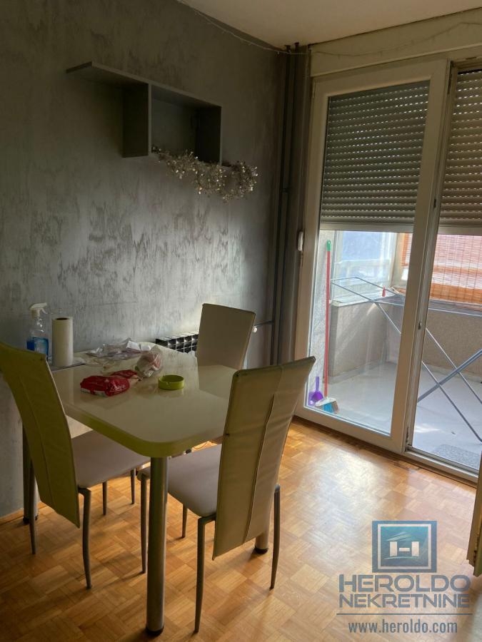 Two-room renovated apartment in the first zone of the city center